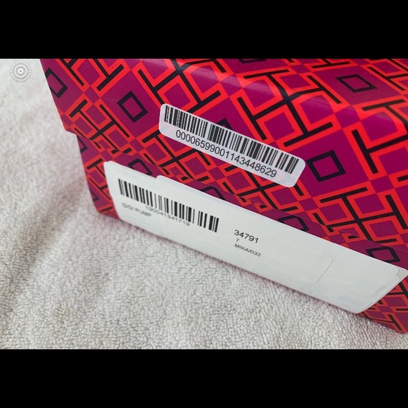 Tory Burch Gigi Flats - Picture 5 of 5